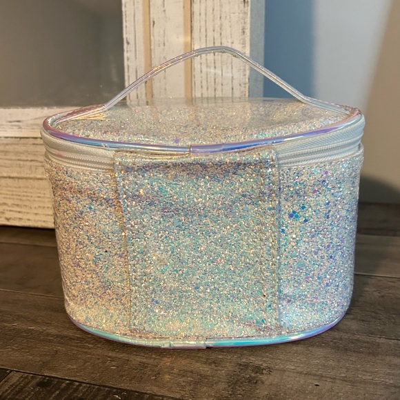 Justice “E” glitter make-up case - Picture 2 of 3